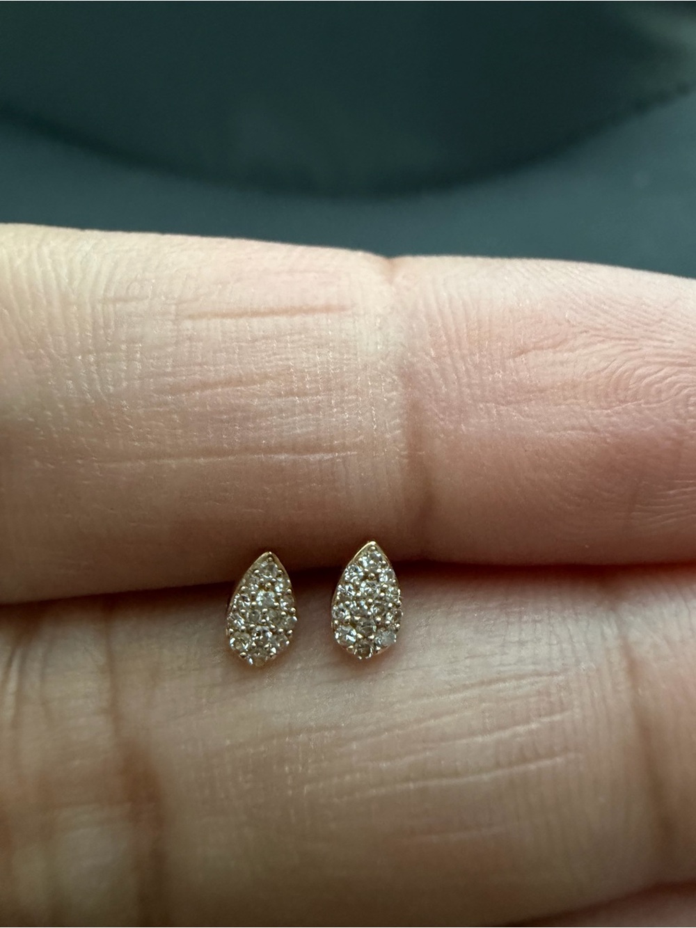 Mejuri 14k Small lab-grown stud  teardrop style earrings